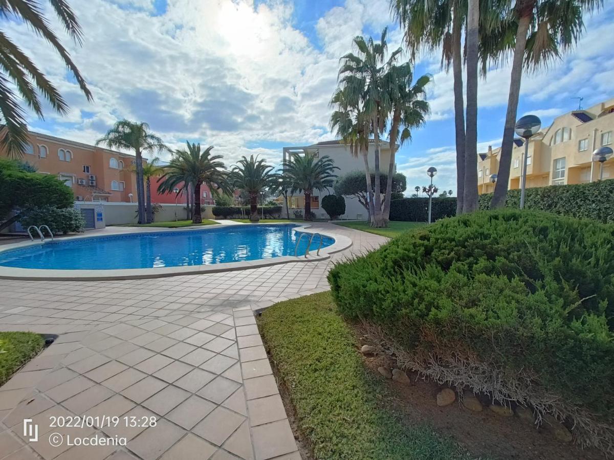 Apartamento Rosaleda LocDénia Exterior foto